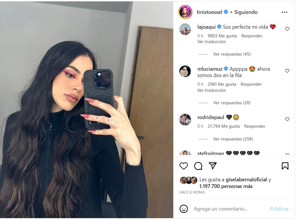 Tini Stoessel apostó por un radical cambio de look.