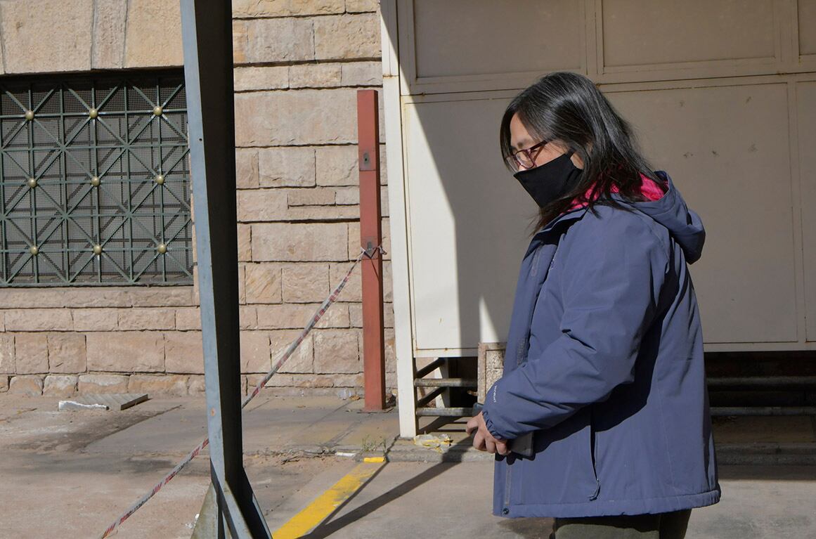 En la audiencia de este martes, Kosaka estuvo presente en el Fuero Penal Colegiado; ubicado en el edificio de Tribunales de Mendoza. Pero hoy volvió a presentarse de forma virtual.