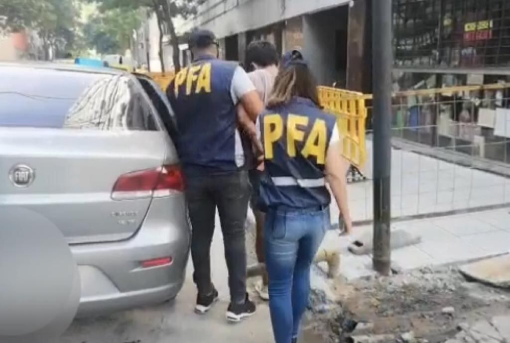 Otro de los detenidos por el crimen del Centro. Foto: Prensa Policía Federal.