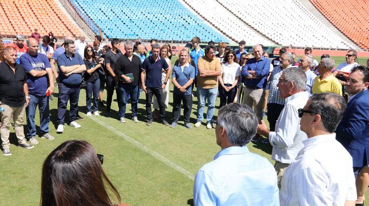 Se establecieron pautas de acompañamiento educativo para estudiantes deportistas. Foto: DGE