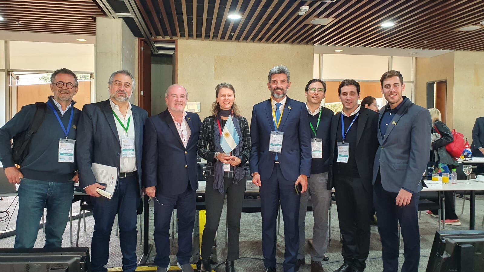 El intendente de la Ciudad de Mendoza, Ulpiano Suárez, durante el congreso de Cideu en Bogotá.