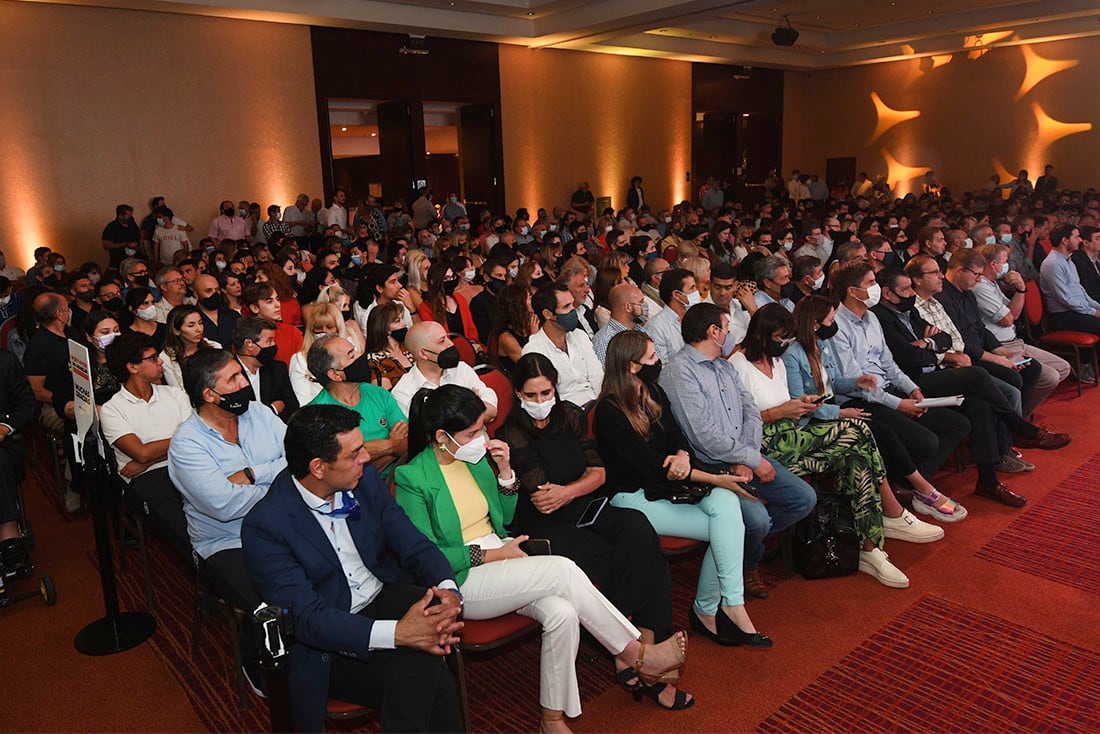 En el hotel Sheraton deCiudad se realizó la despedida de año de la Fundación PENSAR MENDOZA, en el que estuvo presente Omar De Marchi.
Foto José Gutierrez