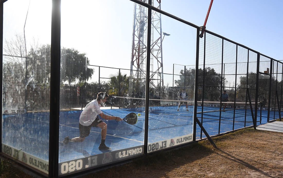 El pádel vuelve a ser un deporte muy practicado. Foto: José Gutiérrez/ Los Andes