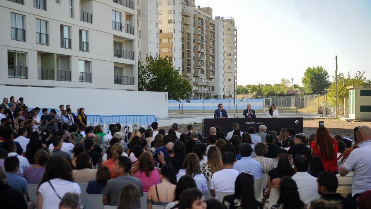 Alberto Fernández: “El que dejó gente hambrienta fue Macri”. / Foto: Télam