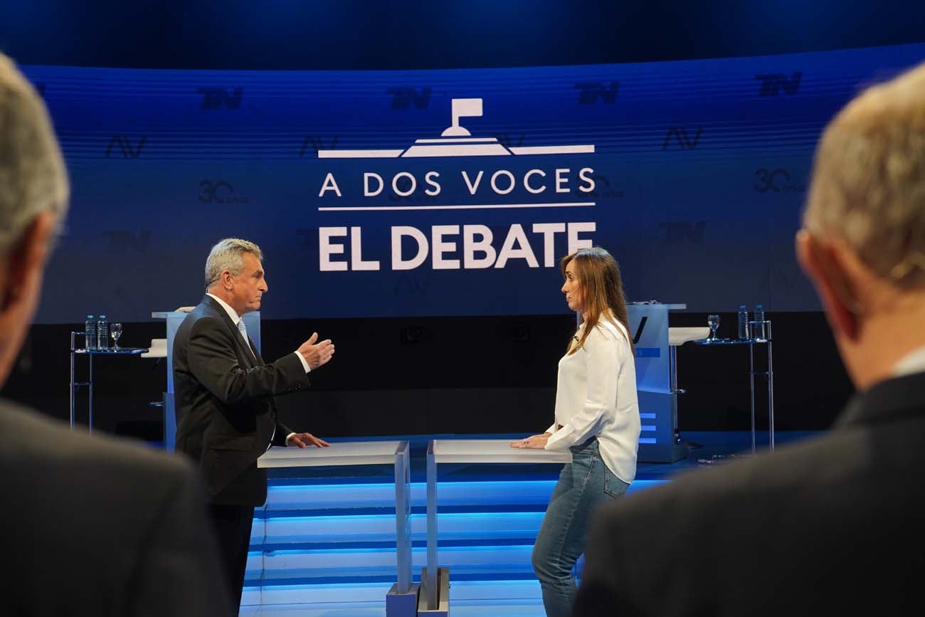 Debate de los vicepresidentes. Agustín Rossi y Victoria Villarruel cara a cara en A Dos Voces (Clarín)