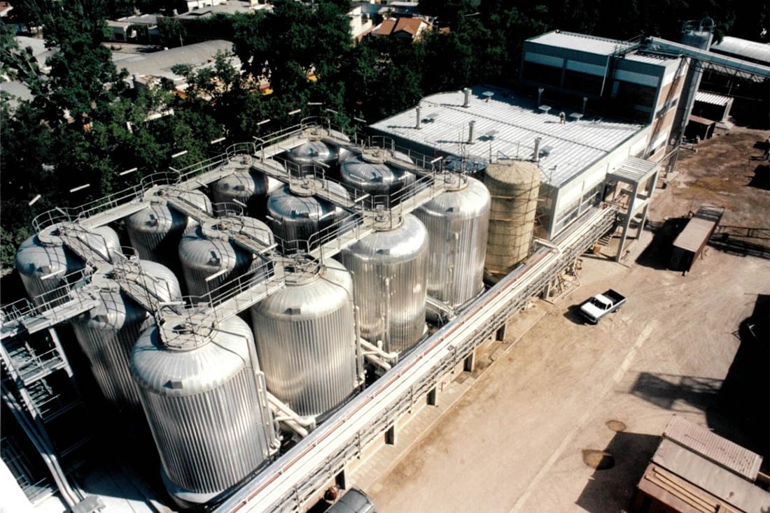 En Godoy Cruz se elabora el 9% de la producción nacional de Quilmes. Foto: Mariana Villa / Los Andes