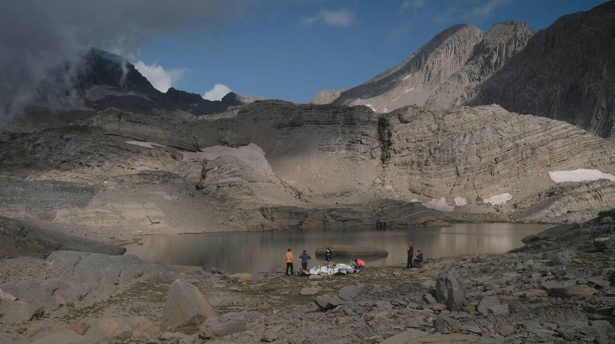 Los investigadores pasaron más de dos años recogiendo datos en las cumbres del Pirineo. Foto: Observatorio Pirenaico de Cambio Climático.