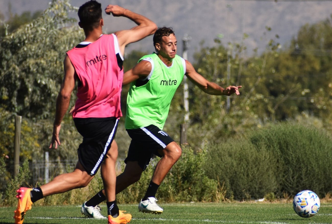 El plantel Mensana disputará tres amistosos en los próximos días /Foto: Gimnasia