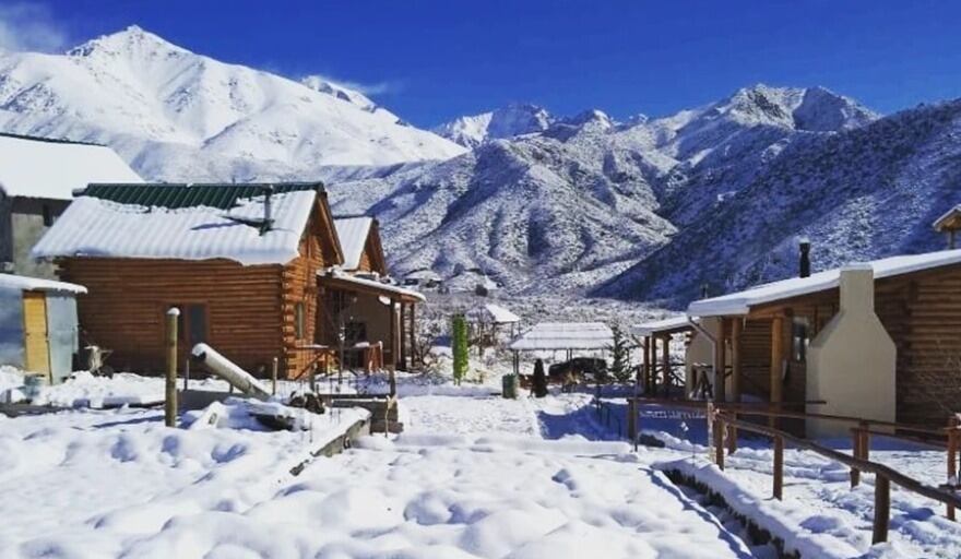 El baterista de Enanitos Verdes cumplió su sueño de vivir en la montaña.