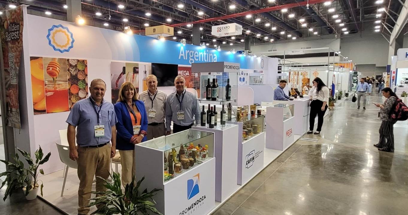 Los productos mendocinos se destacan en la Exponer en Panamá.