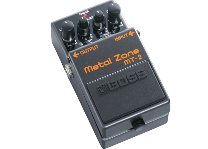 Un pedal Metal Zone MT-2 de Boss; el plano de sus circuitos circula en las redes como la base para crear un chip 5G inyectable. Foto: Gentileza