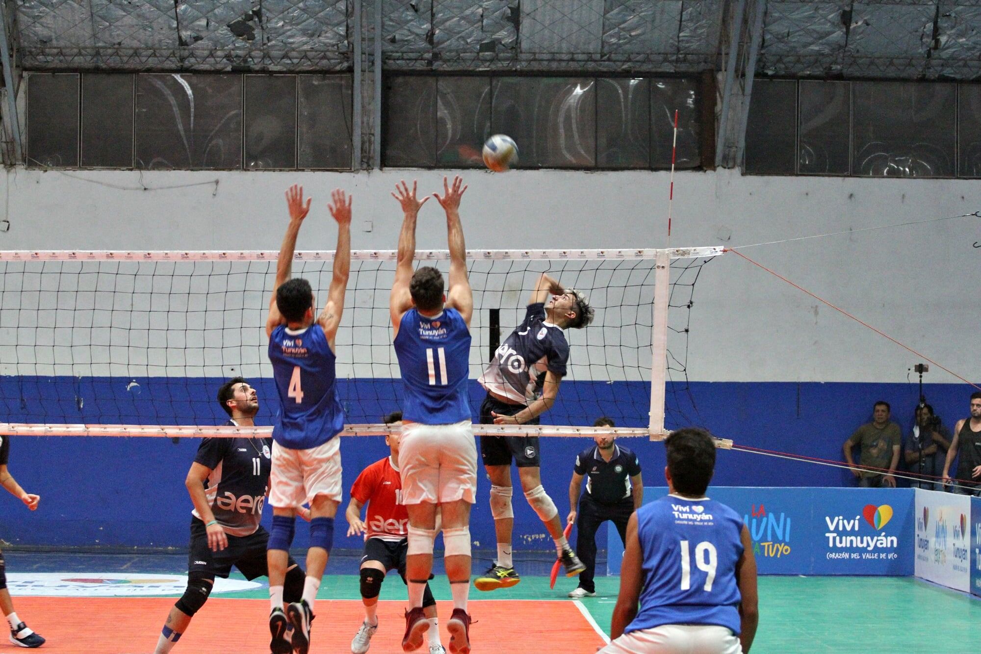 Tunuyán campeón de la A1./Gentileza de la Federación Mendocina de Voley