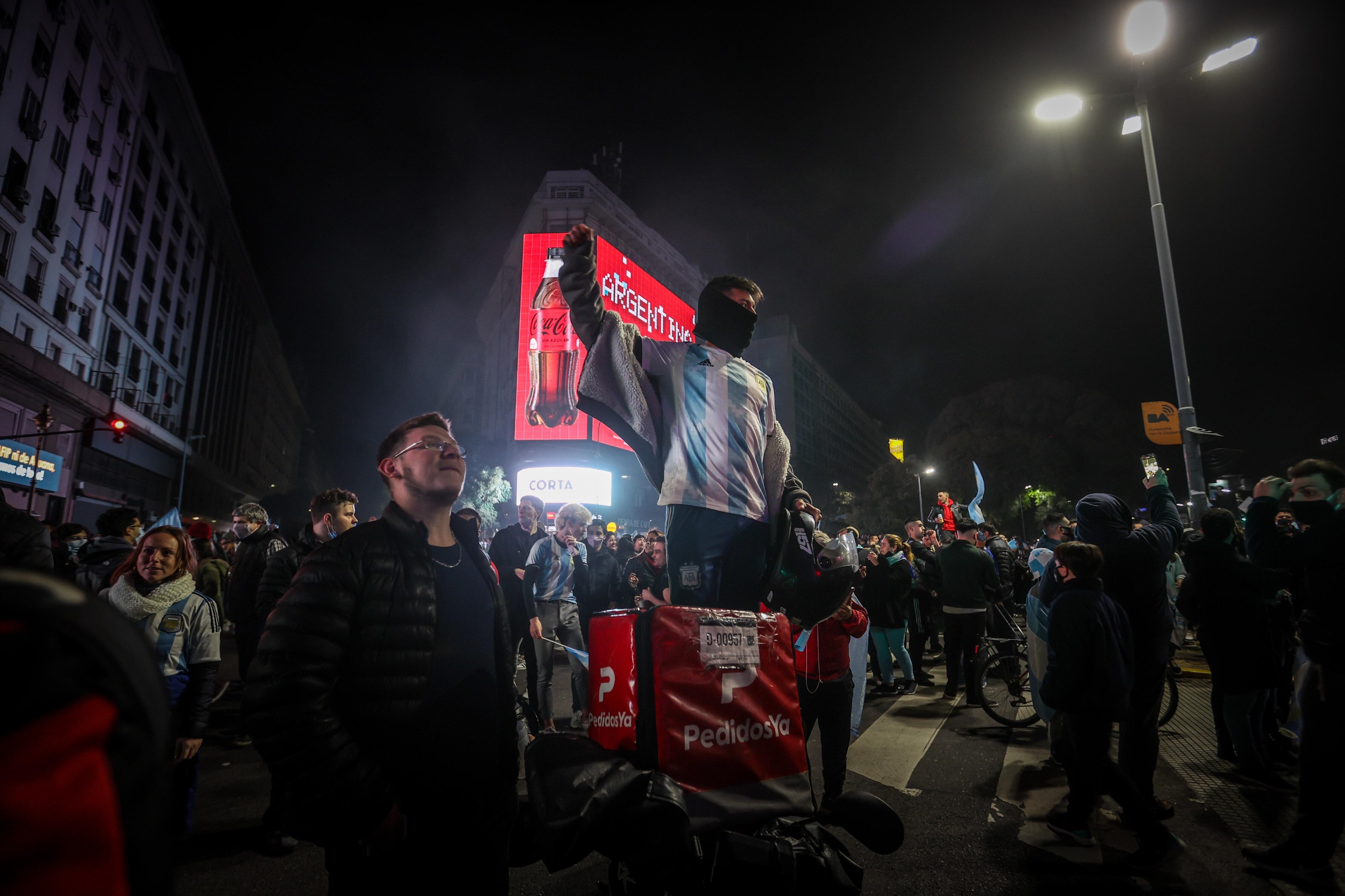 Los festejos de Argentina campeón en el Obelisco.