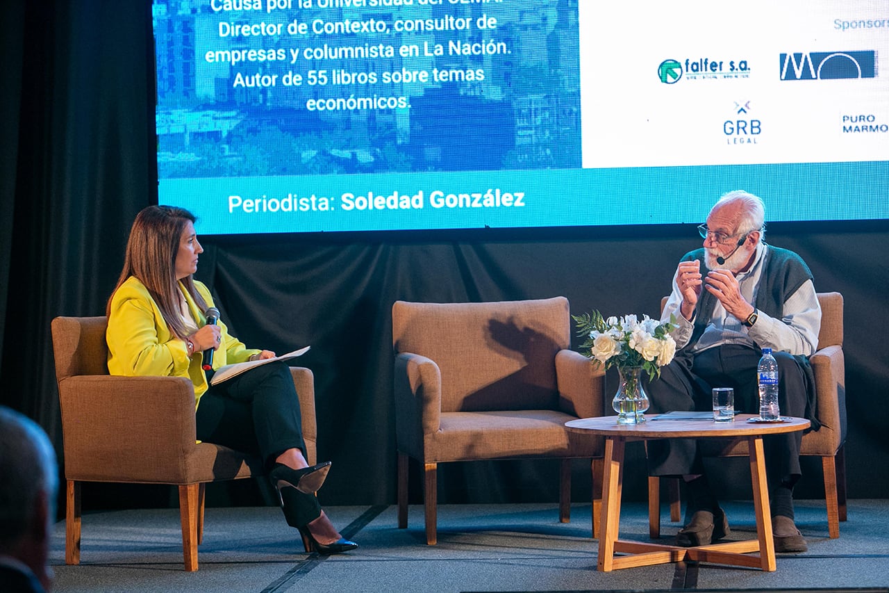 De Pablo con la periodista de Los Andes, Soledad Gonzalez.