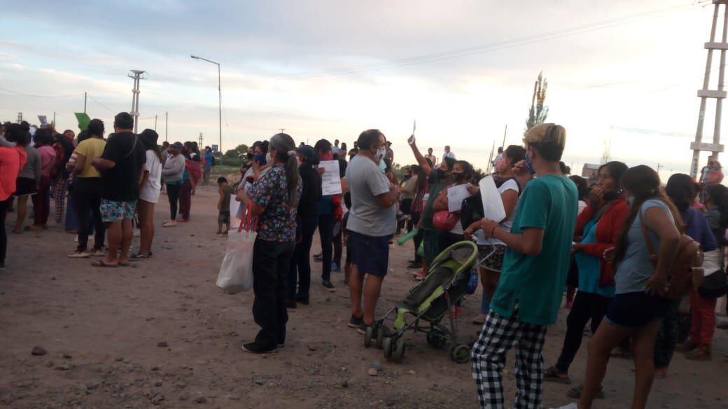 Una multitud marchó hoy para pedir justicia por el femicidio de Mercedes Zárate. Gentileza