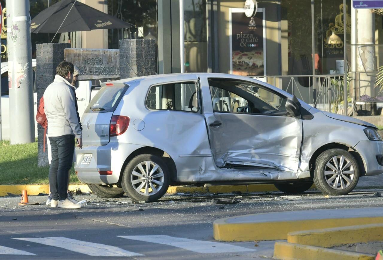 choque y vuelco en Guaymallén