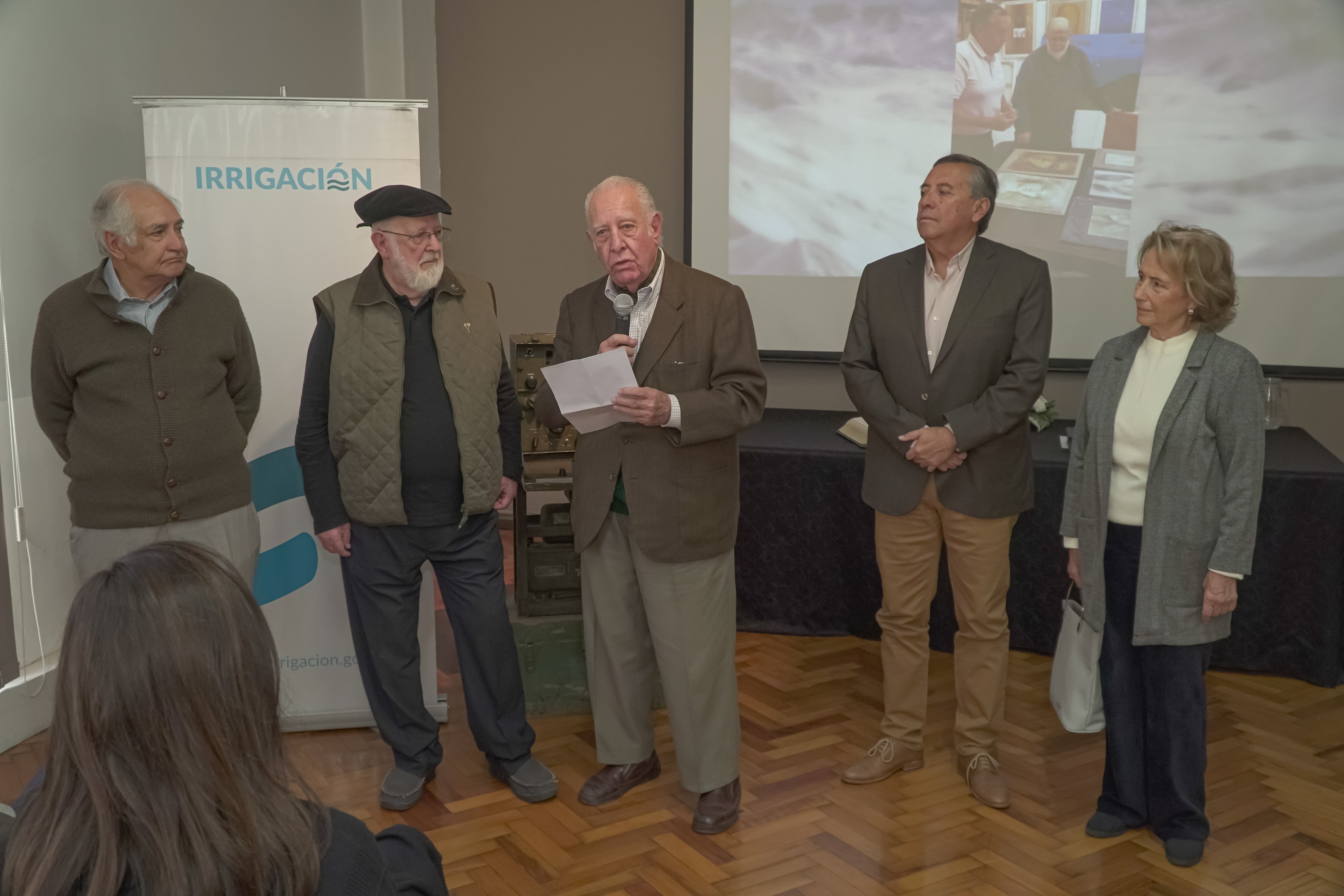 Irrigación homenajeó al maestro Antonio Sarelli