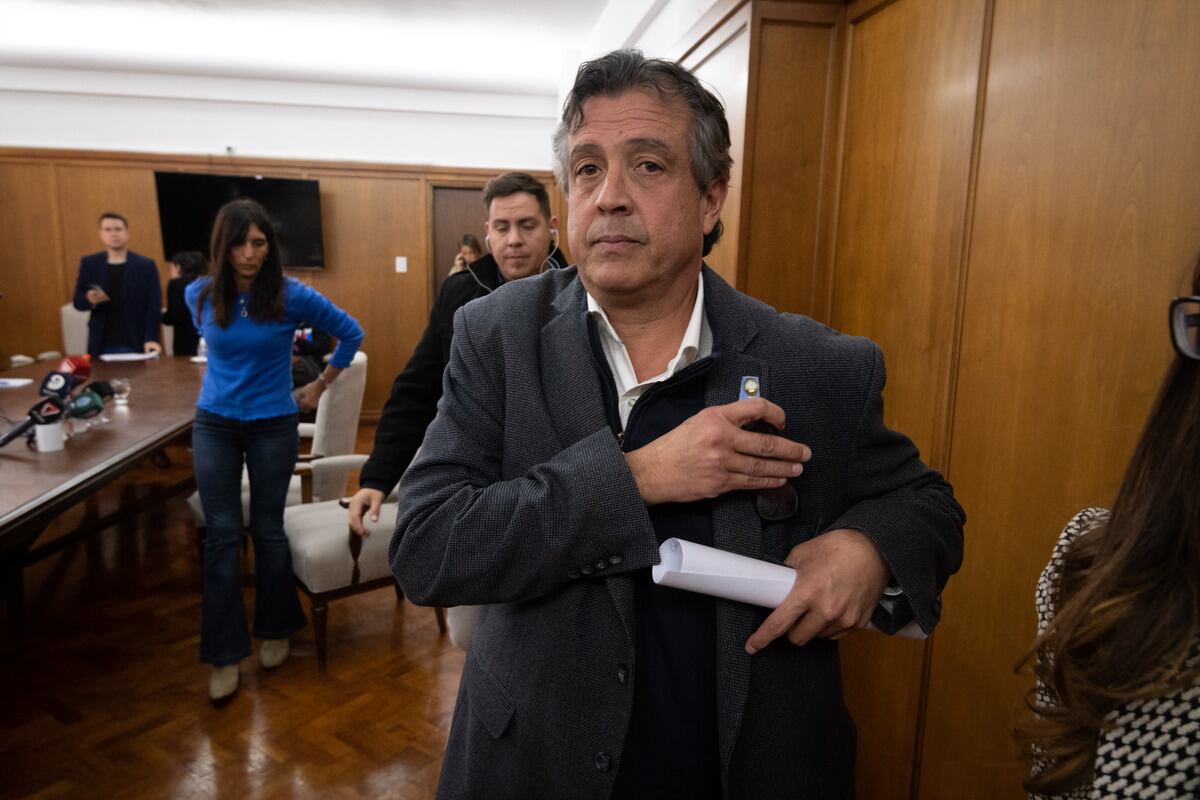 Ministro de Gobierno de Mendoza, Victor Ibáñez, había adelantado que denunciarían al ex senador Héctor Bonarrico. Foto: Ignacio Blanco / Los Andes 