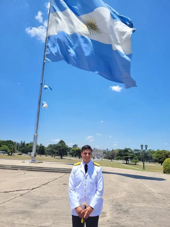  “Cuando mi hijo estaba en el secundario, visitamos a Jesús en Río Gallegos, donde vivía, y desde ese momento Mati se enamoró del Ejército”, cuenta Ezequiel.