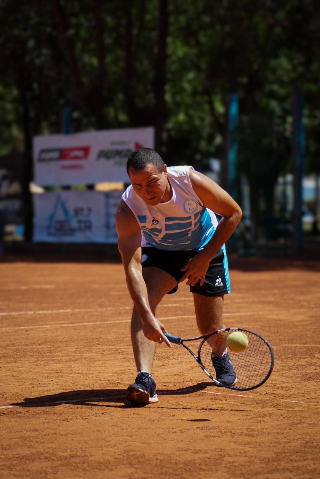 Ahora incursiona en el tenis. "Quiero ser un jugador internacional", dice. / Gentileza.