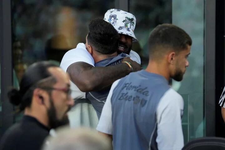 Estos fueron los famosos que estuvieron presentes en el debut de Leo Messi.