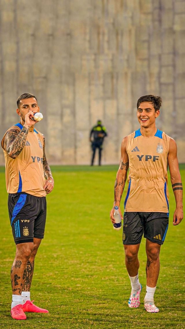 Leandro Paredes y Paulo Dybala