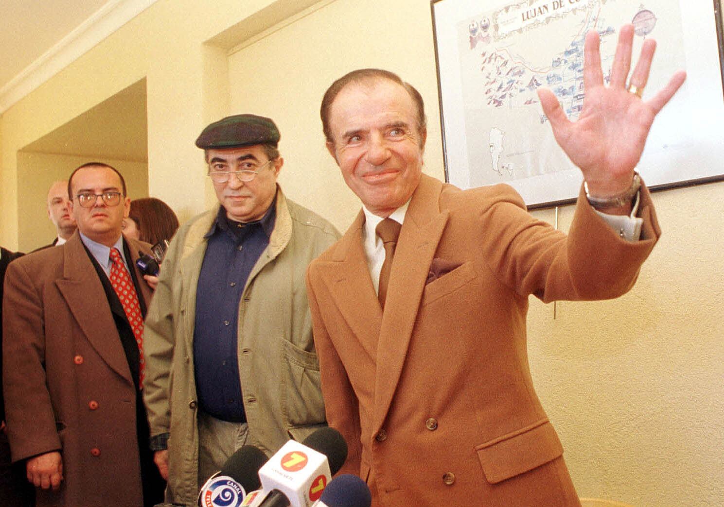 Menem en la inauguración del club de golf en Mendoza