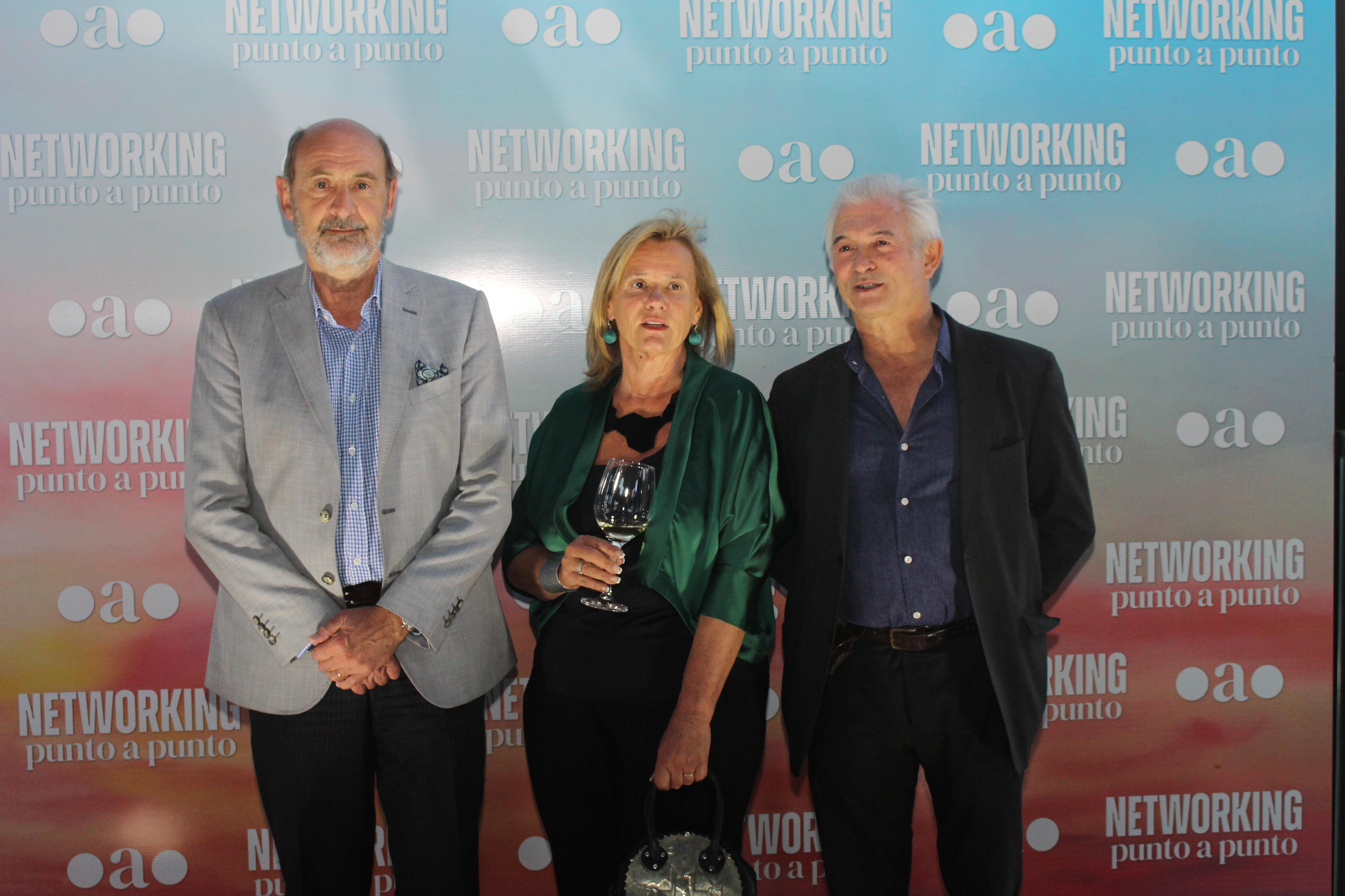 Roberto Vargas Arizu, Patricia Ortiz y Ramon Blecua Casas