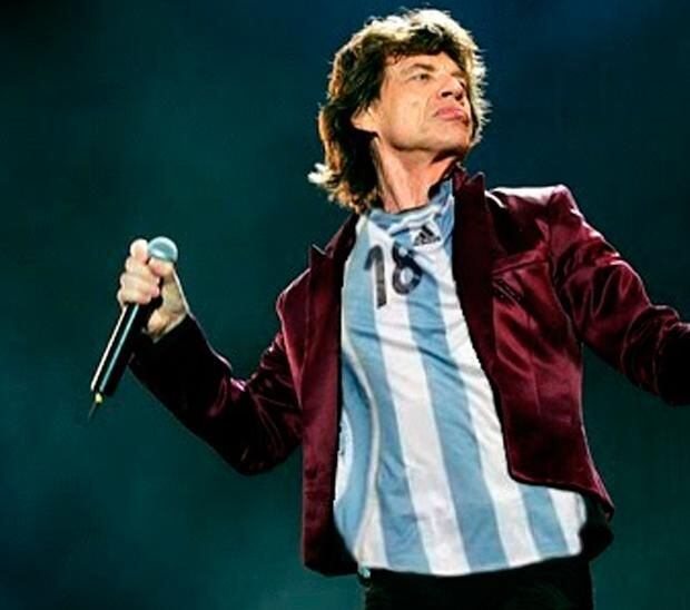 La banda fue demanda por un artista argentino.