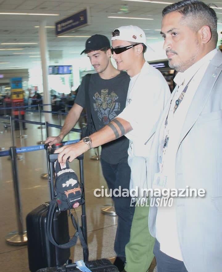 Paulo Dybala en Ezeiza.