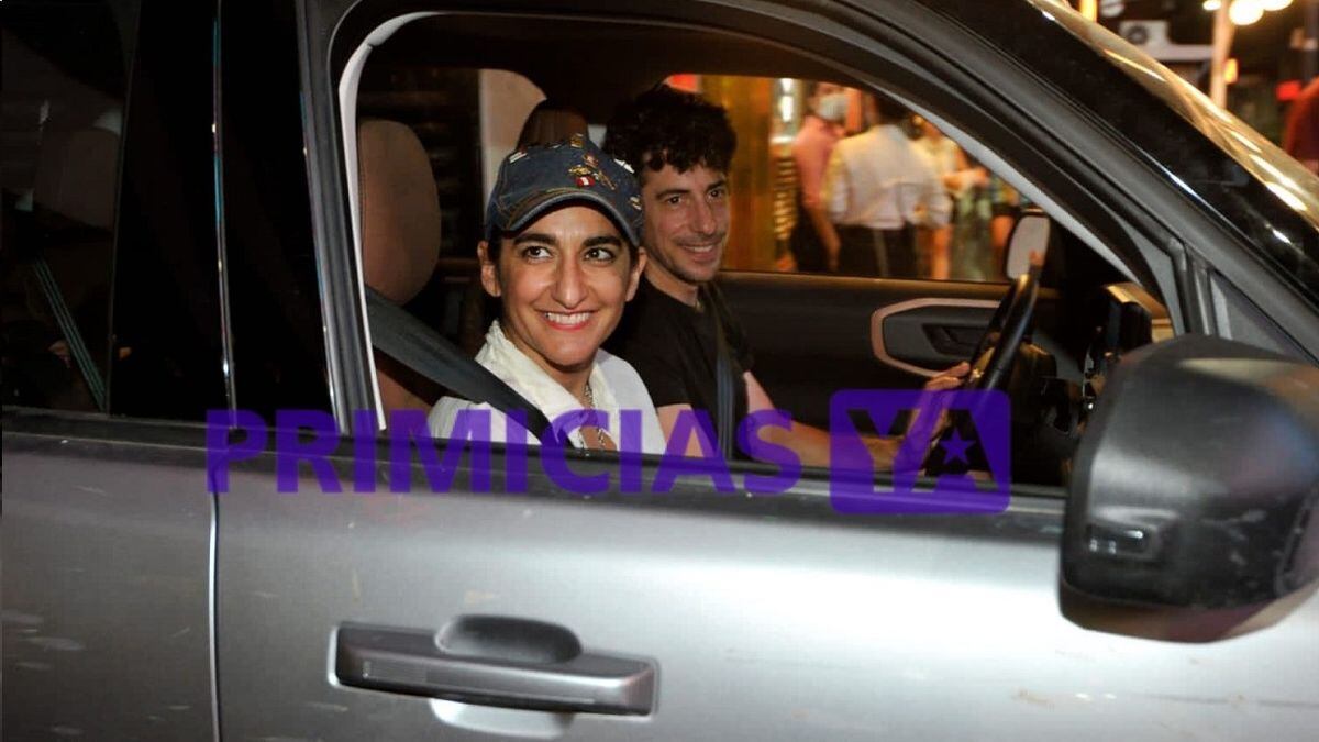 Esteban Lamothe y Charo López en el estreno de Desnudos.