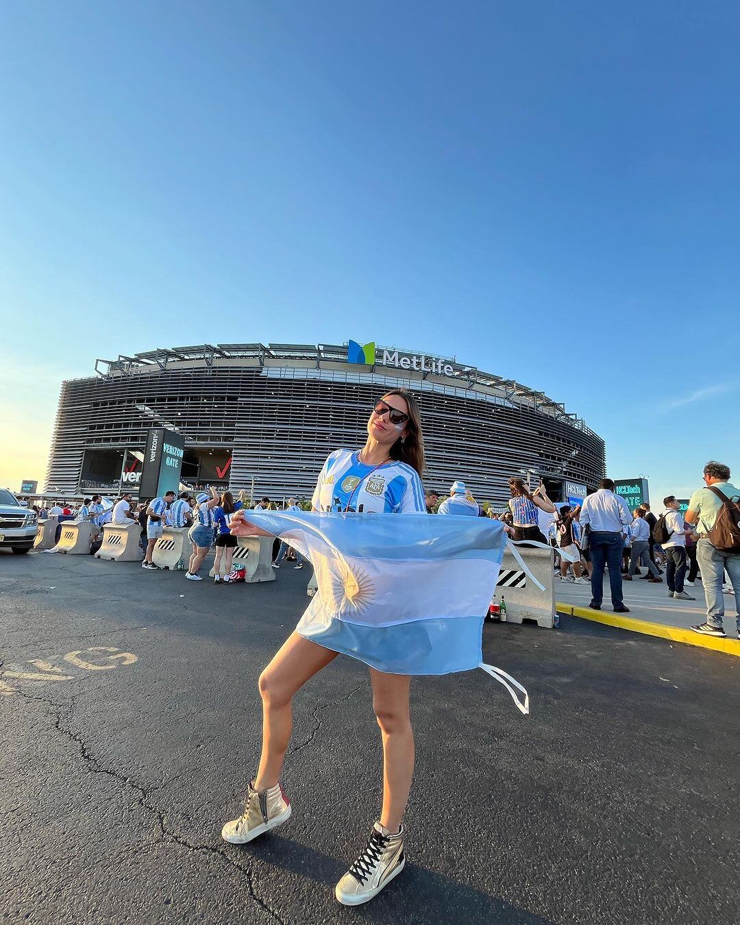 Pampita y sus postales alentando a la Selección Argentina en Nueva York