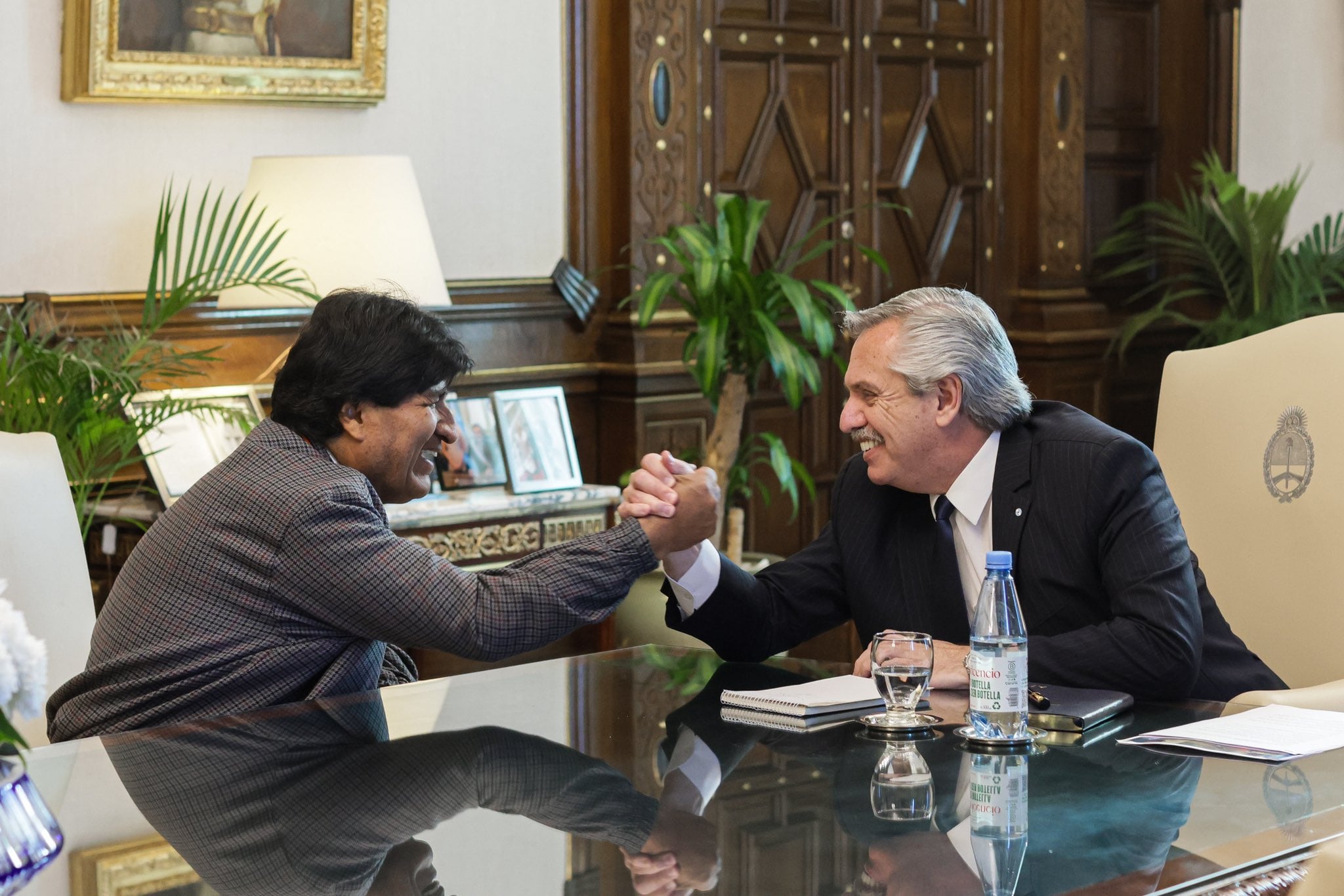 Evo Morales en reunión con Alberto Fernández en la Casa Rosada. Captura archivo: Twitter / Alberto Fernández