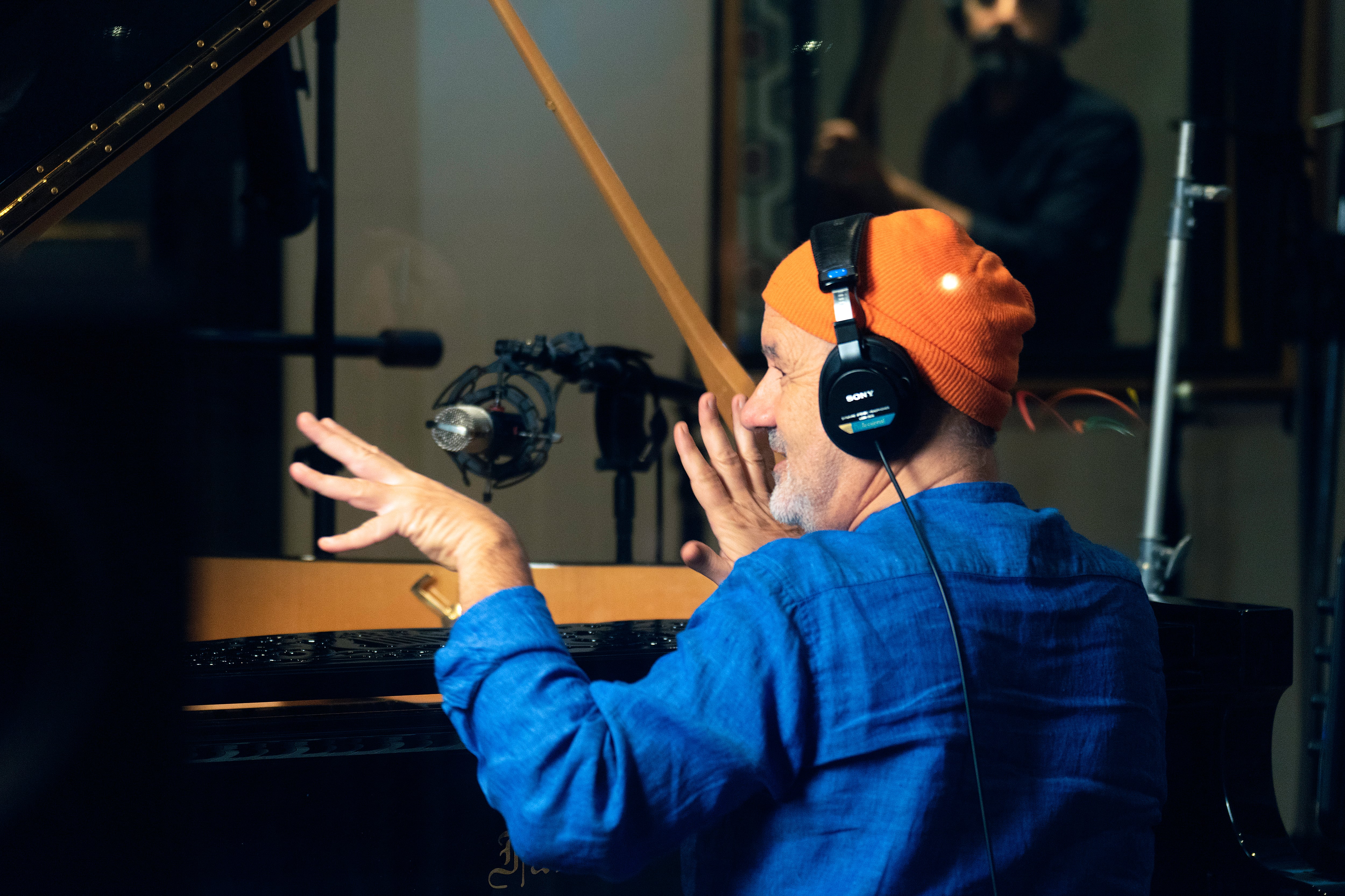 Emilio Solla durante la grabación del disco