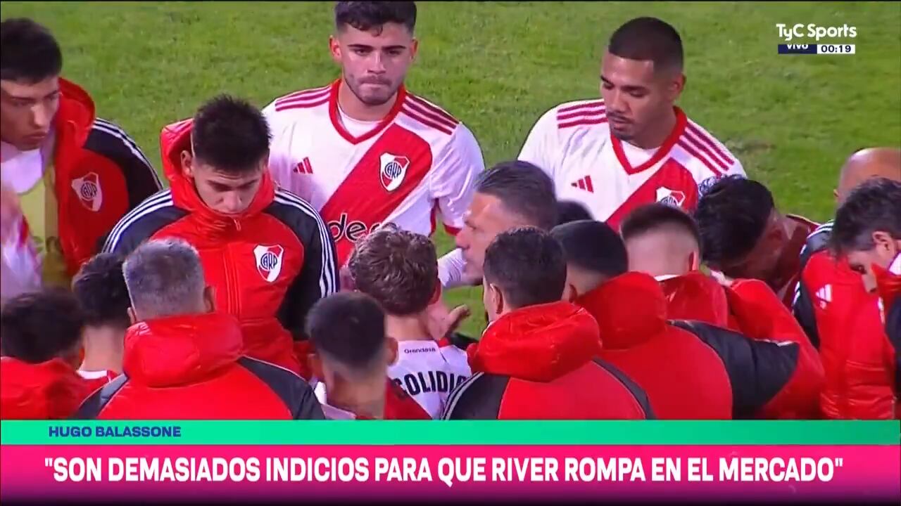 La arenga de Demichelis antes de los penales ante Temperley. (Captura).