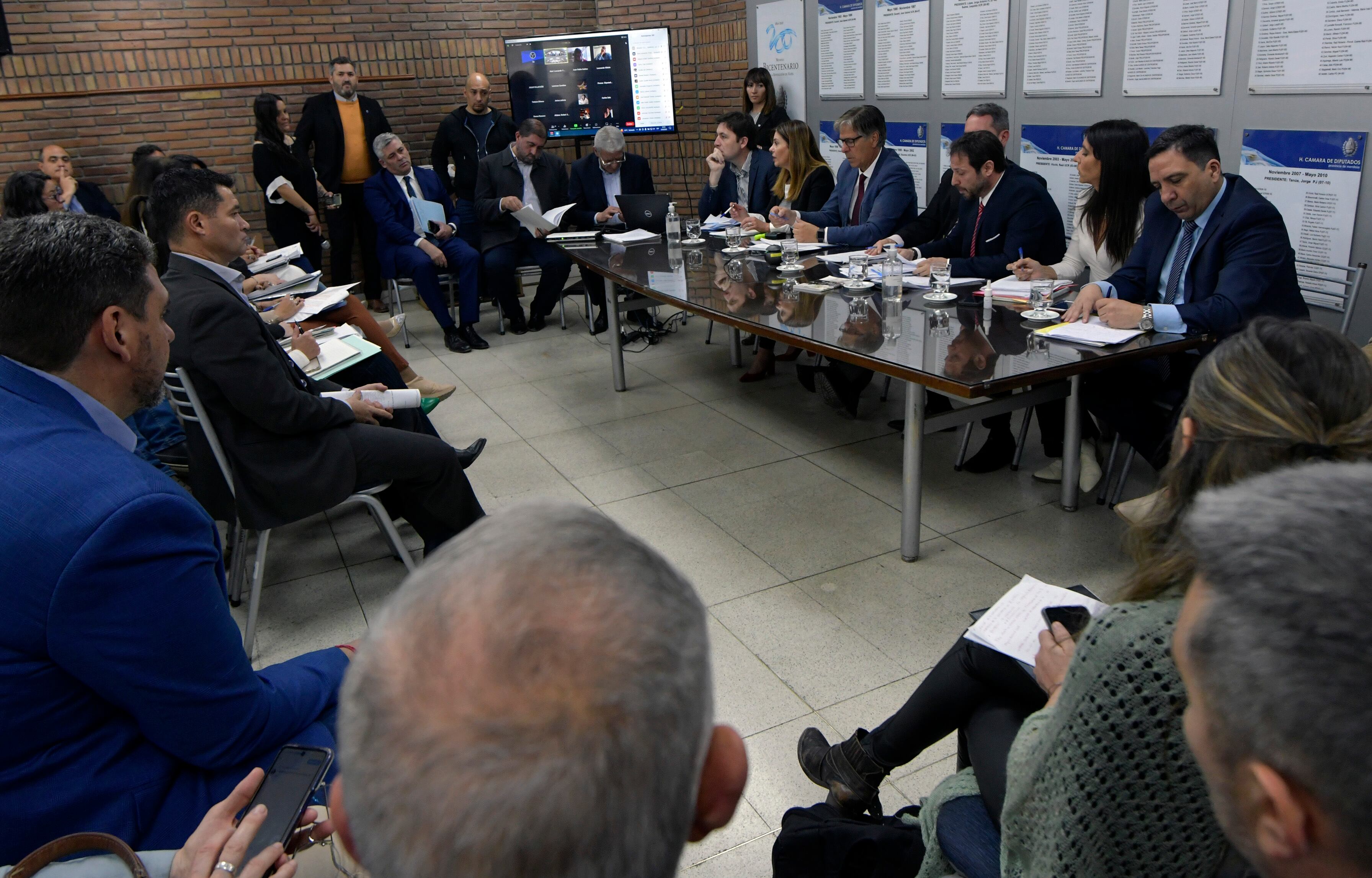 El debate en comisiones por la reforma de la Suprema Corte de Justicia seguirá hoy. Foto: Orlando Pelichotti / Los Andes