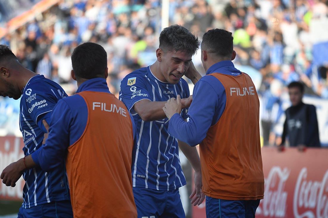 Futbol Liga Profesional, Godoy Cruz Antonio Tomba vs. Defensa y Justicia en el estadio Malvinas Argentinas. 
Festejo del primer gol de Godoy Cruz
Foto: José Gutierrez / Los Andes