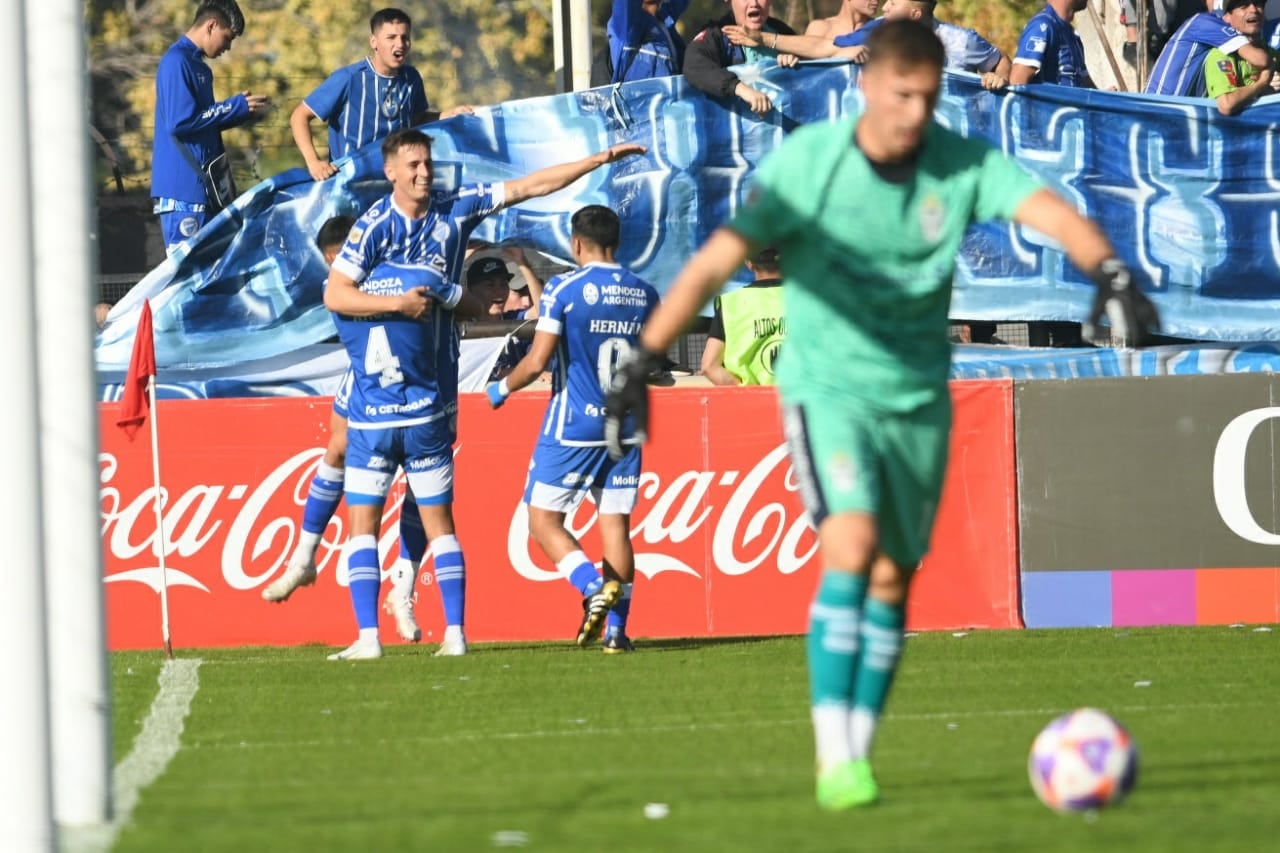 Godoy Cruz se mide con Gimnasia de La Plata por la 17° fecha de la Liga Profesional 2023. / Ignacio Blanco (Los Andes).