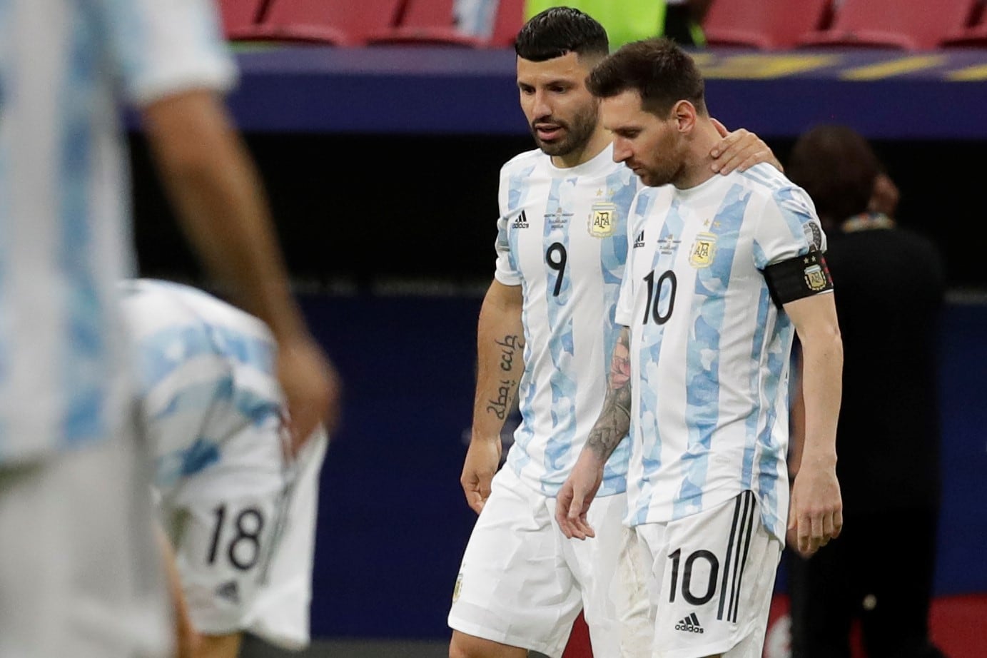 Sergio Agüero contó el shock que vivió al enterarse de la salida de Lionel Messi del Barcelona.