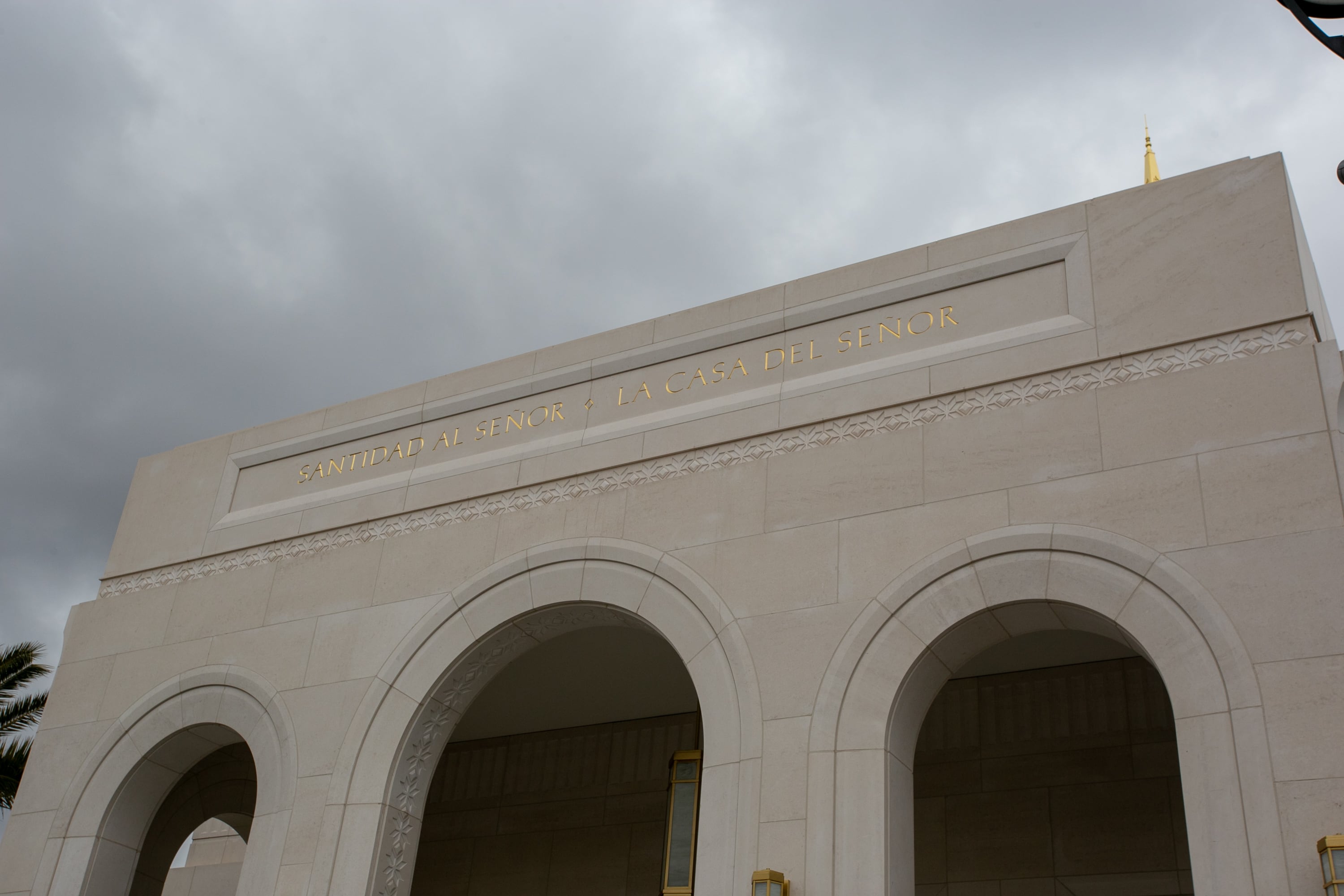 Ulpiano Suarez participó de la apertura del nuevUlpiano Suarez participó de la apertura del nuevo templo de la Iglesia de Jesucristo de los Santos de los Últimos Díaso templo de la Iglesia de Jesucristo de los Santos de los Últimos Días