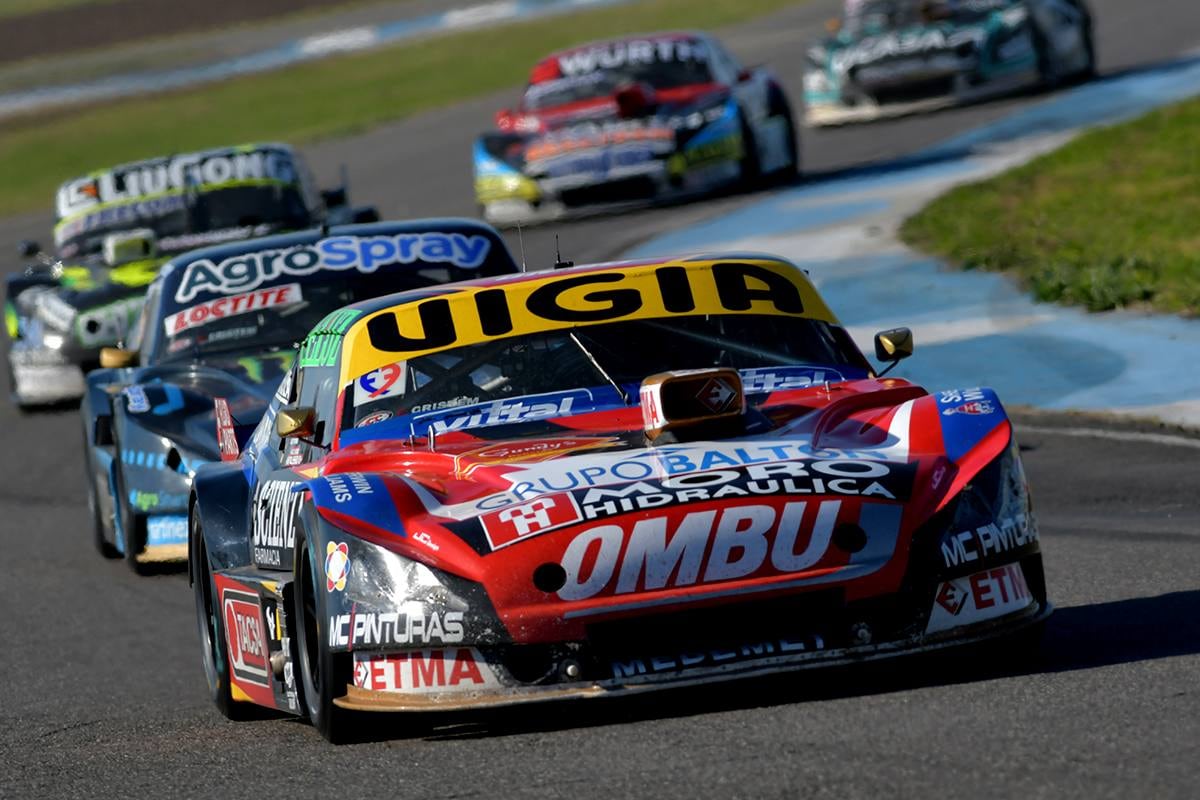 Facundo Ardusso quedó en lo más alto de la Copa de Oro luego de la fecha del Turismo Carretera en el autódromo de Rafaela.