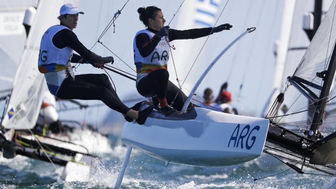 Santiago Lange y Cecilia Carranza Saroli buscará la segunda medalla de oro para Argentina (Foto: AP).