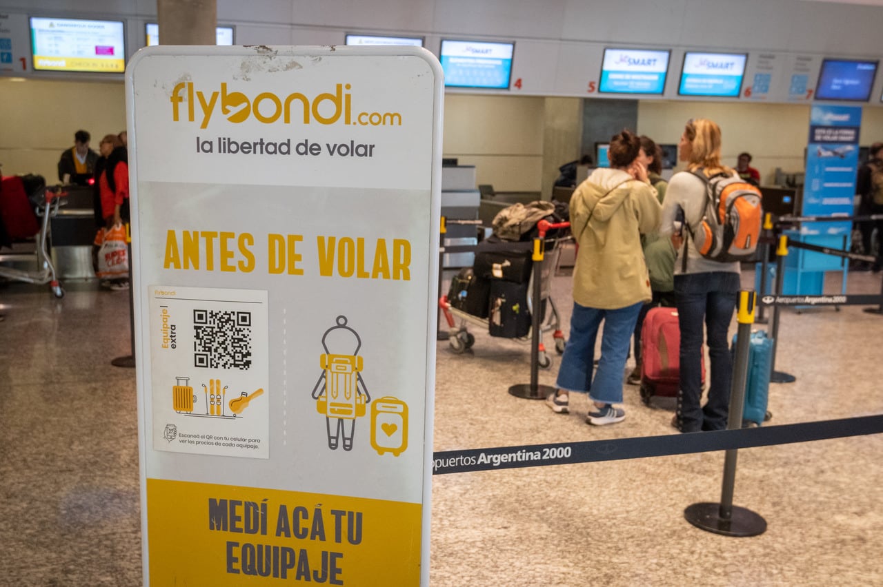 ANAC labró actas de infracción a Flybondi por cancelar vuelos comerciales. Foto: Los Andes