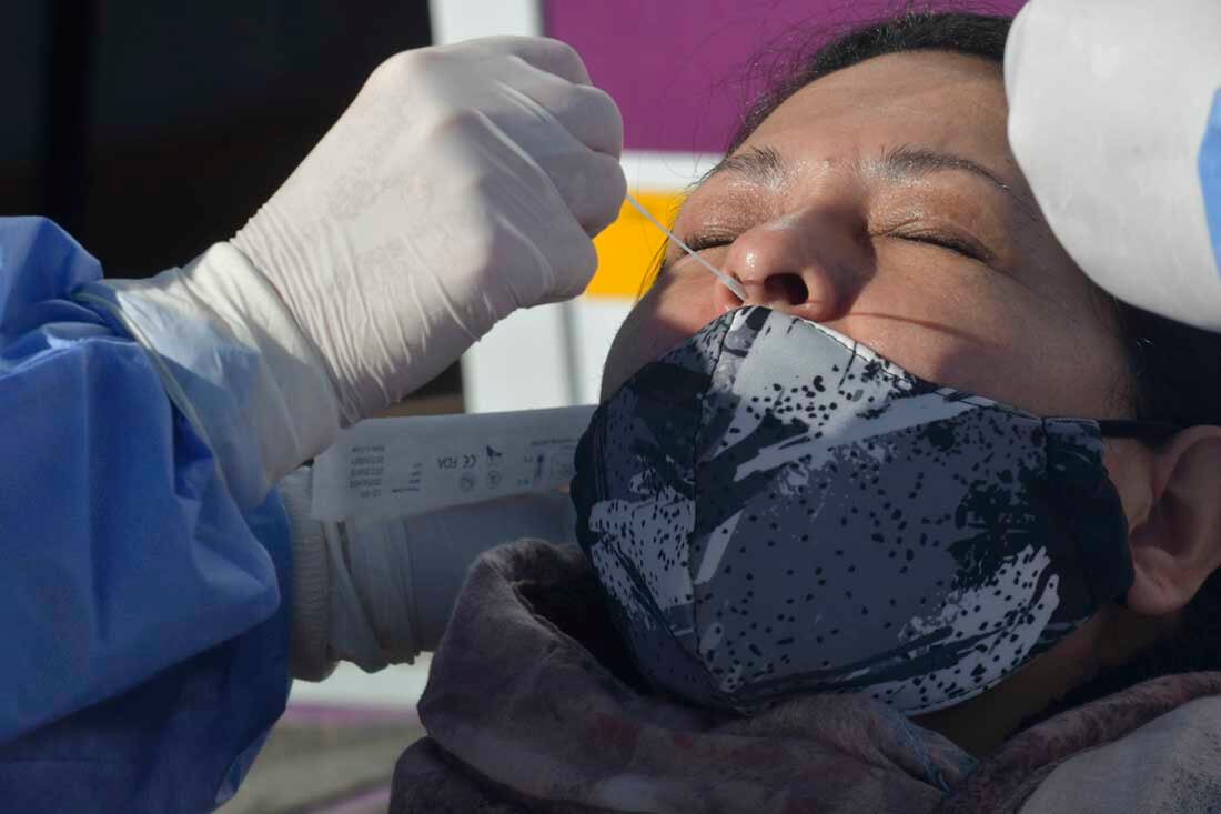 Hisopados en un centro de salud de Godoy Cruz