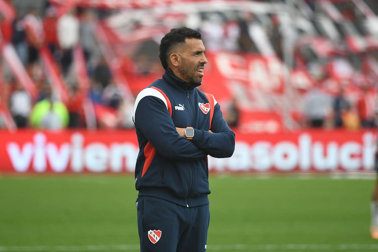 Fútbol Copa Argentina, Independiente de Avellaneda vs. Estudiantes de La Plata en el estadio Malvinas Argentinas de Mendoza.
Carlos Tevez D.T. de Independiente de Avellaneda
Foto: José Gutierrez / Los Andes

