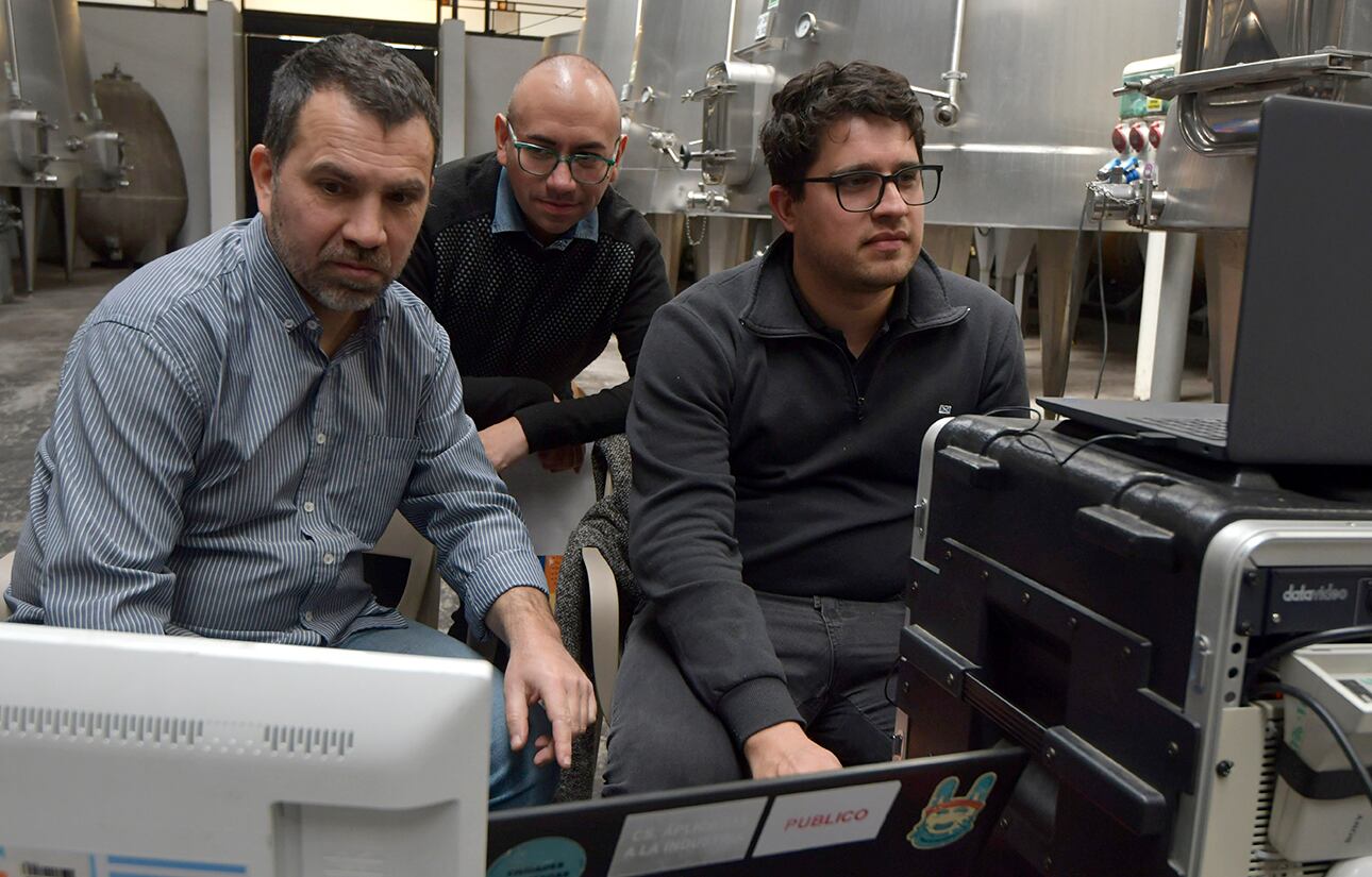 Parte del equipo de Señal U que hace posible cada encuentro del ciclo Pilares de diario Los Andes. Foto: Orlando Pelichotti