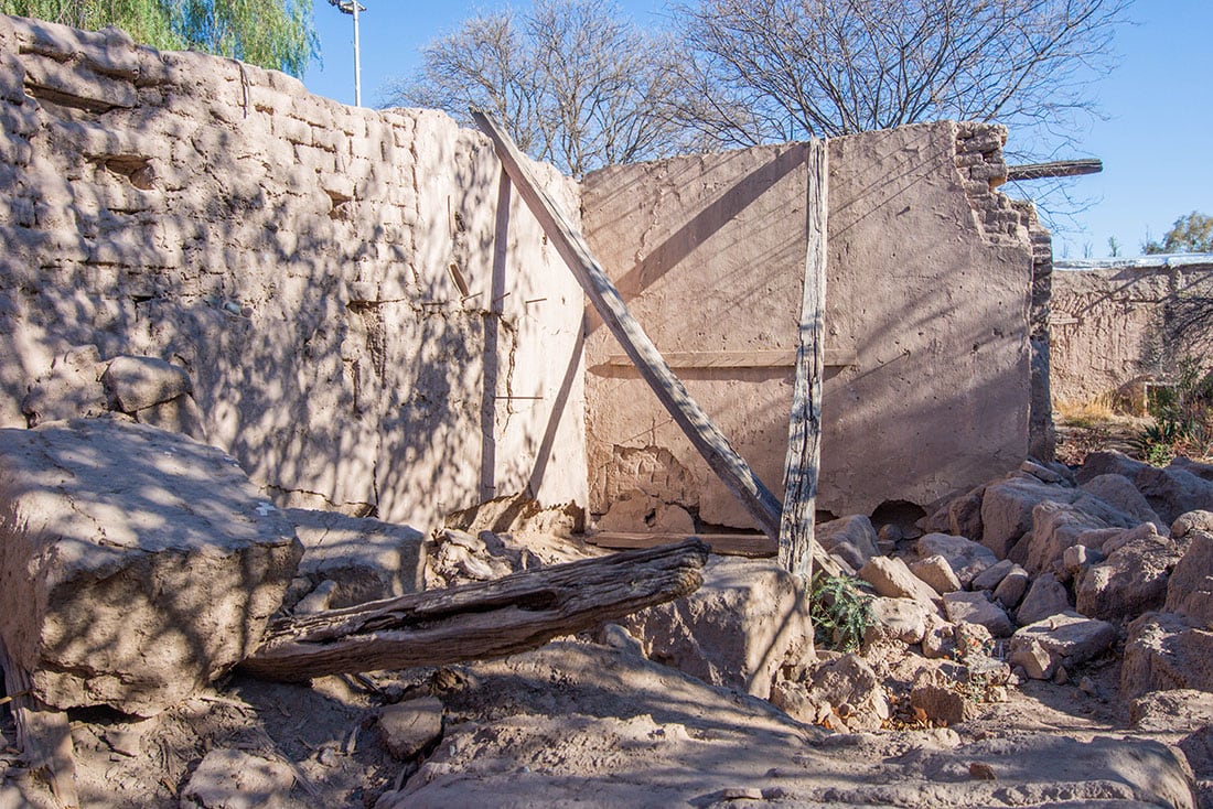 La Capilla del Rosario de Guaymallén se encuentra abandonada y destruida