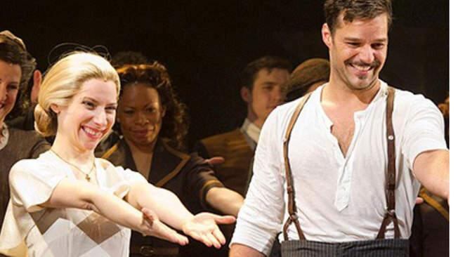 Elena Roger y Ricky Martin, en escena para "Evita".