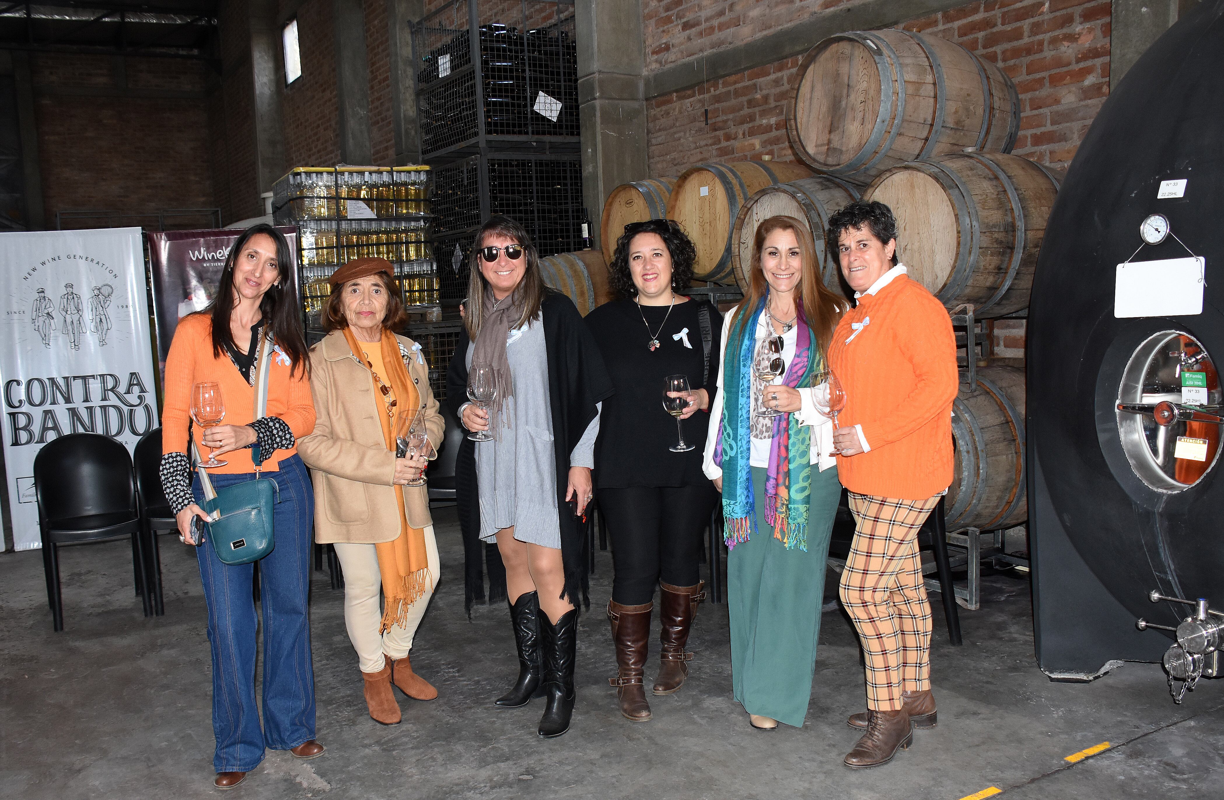 Sandra Roux, Marta Ceballos, Bettina Konjak, Alejandra Casetti, María Siracusa y Luz Castro.