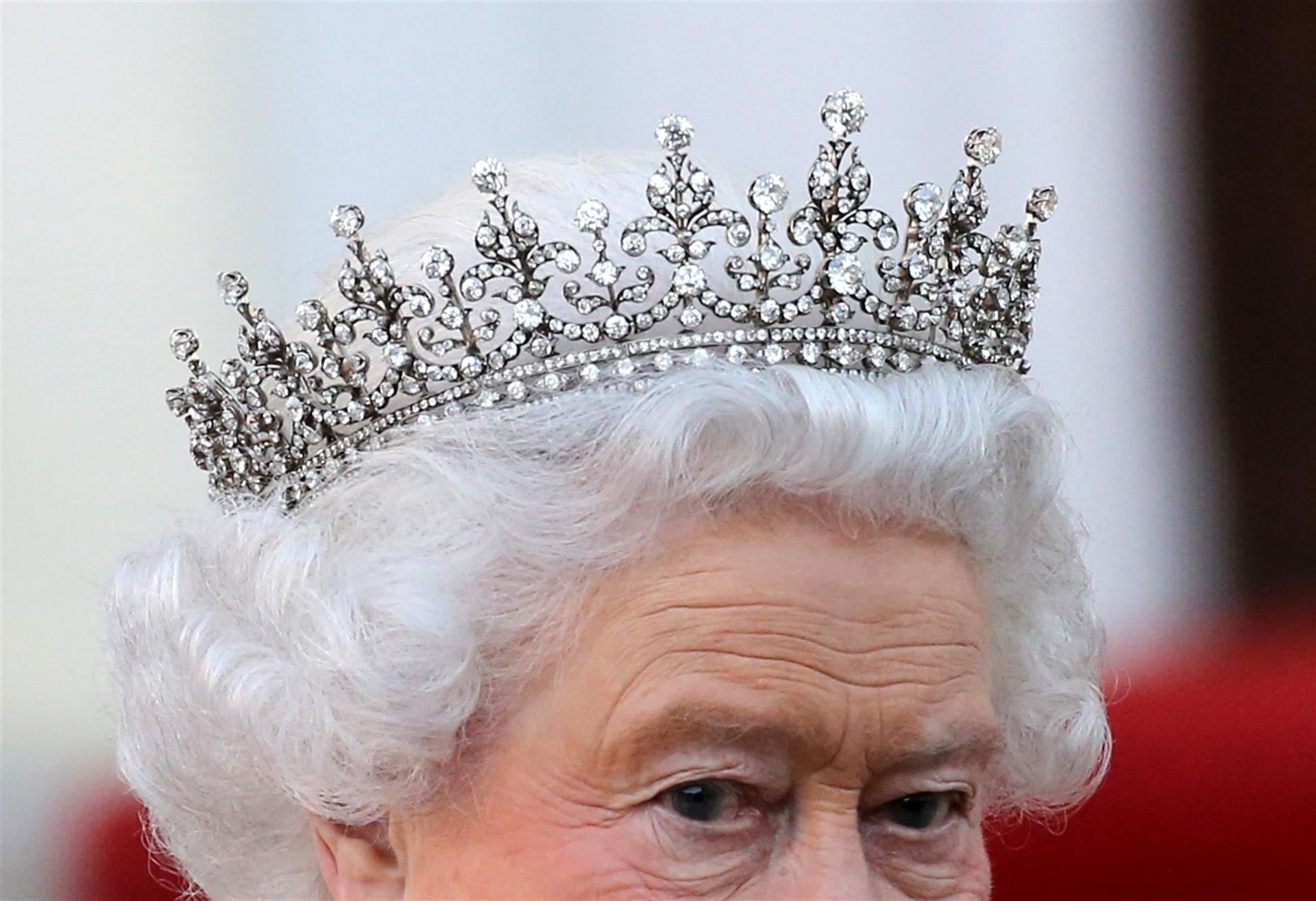 La reina Isabel II ha muerto a los 96 años, anunció este jueves el Palacio de Buckingham.